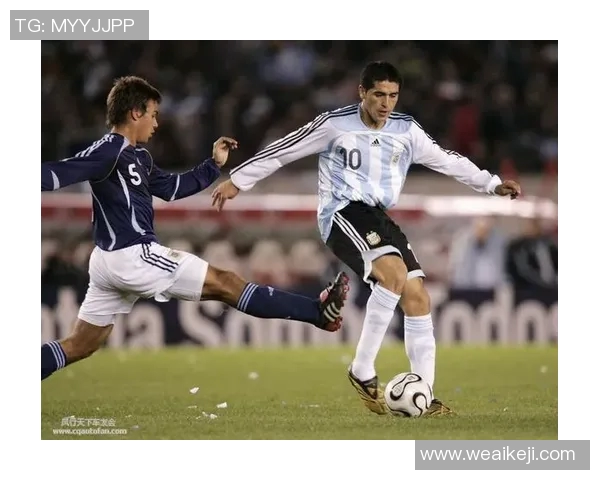 全球足坛最新球星人气排行榜揭晓谁是当今球迷心中最闪耀巨星