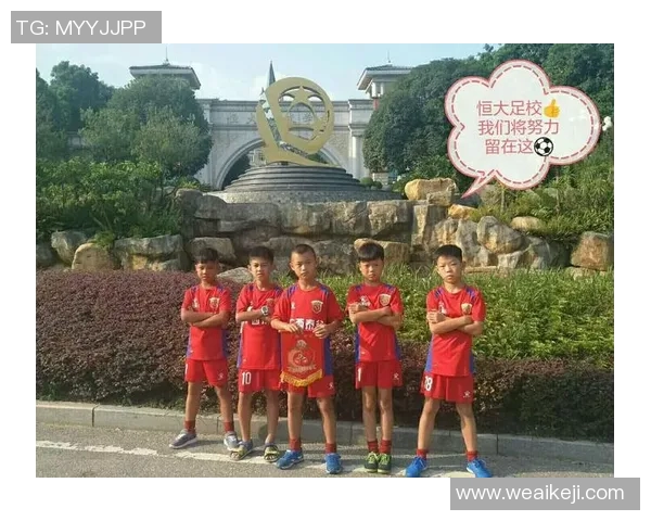 足球女神星空头像展现独特魅力与力量尽显女性足球风采